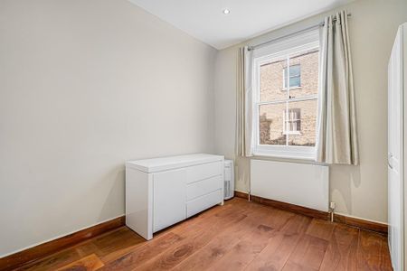 4 bedroom terraced house to rent - Photo 5