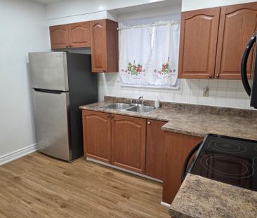 For Lease - 478 Brimley Road Unit# Upper Only, Toronto, Ontario - Photo 6