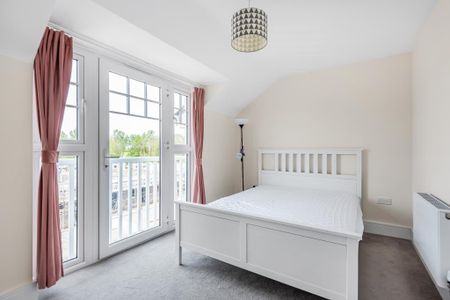 4 bedroom townhouse to rent - Photo 4