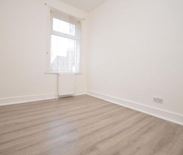 4 bedroom terraced house to rent - Photo 2