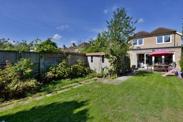 3 bedroom detached house to rent - Photo 1