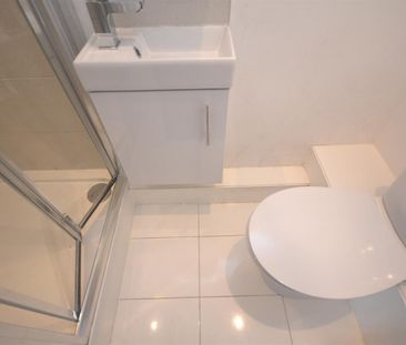 1 bedroom Flat To Let - Photo 5