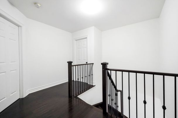 For Lease - 5 Oswell Drive, Ajax, Ontario - Photo 1