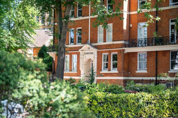 Studio Flat, Dennington Park Road, NW6 - Photo 1