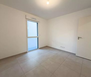 location vide 3p 67.70m² + terrasse + stationnement - Photo 6