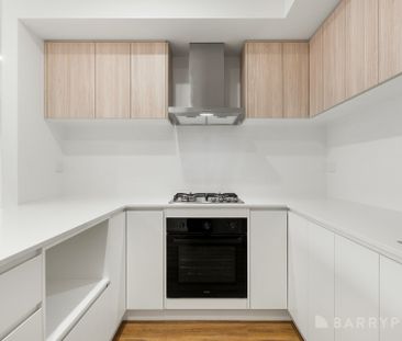 Modern Living Meets Everyday Convenience - Photo 3