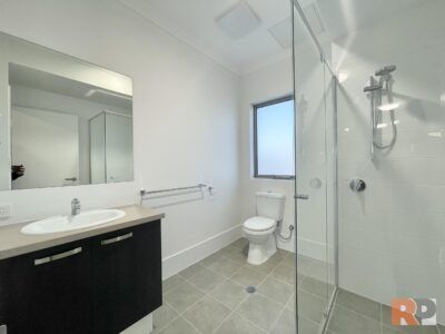 Modern 1 Bedroom Apartment in Ashby! - Photo 4