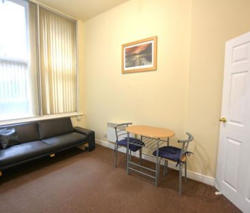1 bedroom ground floor flat to rent - Photo 5