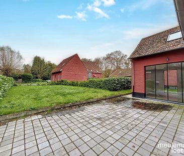 Ruime en landelijke woning nabij centrum - Photo 1