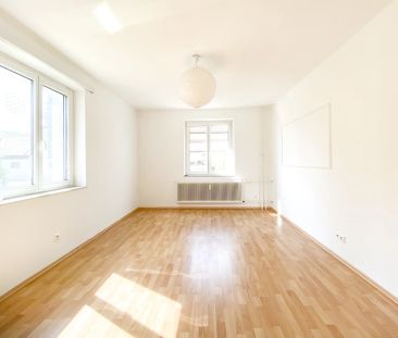 Großzügige 3-Zimmer Wohnung mit Garten - Foto 2