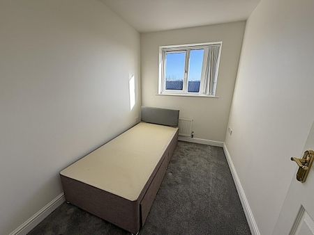 3 bedroom end of terrace house to rent - Photo 5