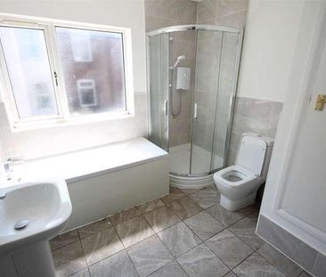 New Barton Street, Irlam O'th Height, M6 - Photo 6