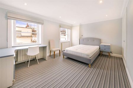 A stunning family home set on one of Belgravia's most desirable streets. - Photo 5