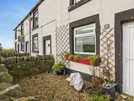 2 bedroom cottage to rent - Photo 2