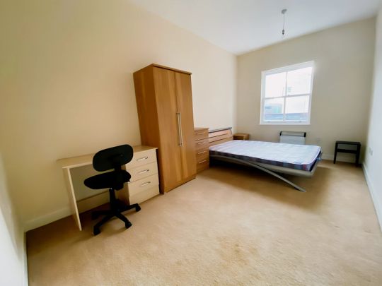 2 bedrooms 2 bathrooms - Photo 1
