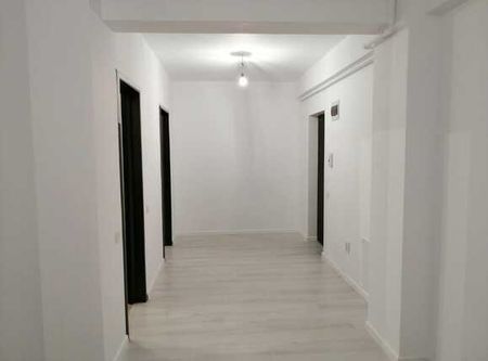 Spatiu pentru birouri, nou, zona Urusagului! - Fotografie 5