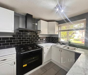 3 bedroom end of terrace house to rent - Photo 6