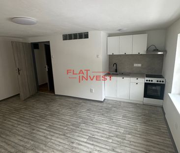 Pronájem bytu 1+kk a garsoniéry 27 m² - Photo 2