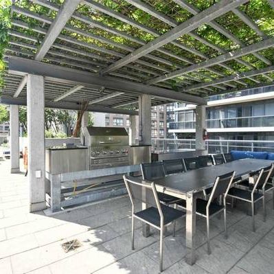 21 CARLTON ST,2BEDS,2BATHS,BALCONY,DOWNTOWN TORONTO - Photo 2