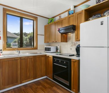 Sunny and stand alone! - Photo 3