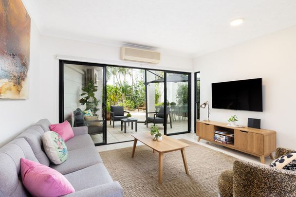 Fully Furnished - Photo 1