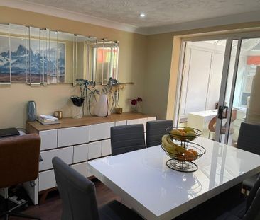 4 bedroom detached house to rent - Photo 4