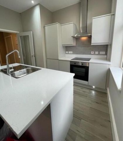 Apt 7, 35-37 Sans Souci Park, Malone Road, Belfast, BT9 5BZ - Photo 5