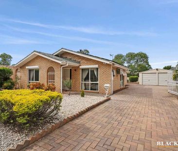 Modern Three-Bedroom Family Home in Isabella Plains - Photo 4