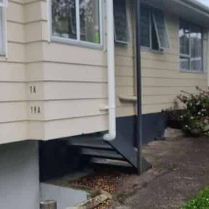 Sunny deck near Sunnyvale station - Photo 1