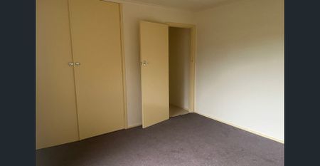 Easy access to freeway - Photo 5