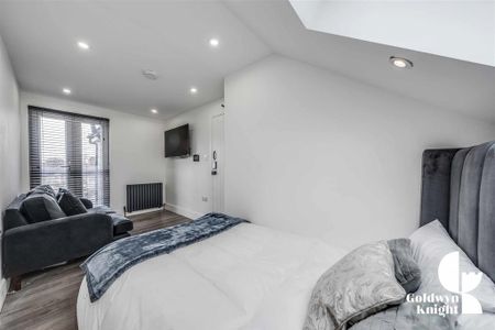 1 bedroom in a house share to rent - Photo 5