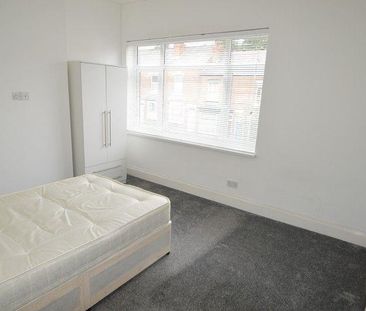 4 bedroom house to rent - Photo 3