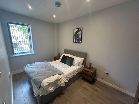 Crosby Road North, Liverpool, L22 - Photo 4