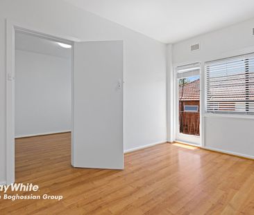 PRIME LOCATION - Photo 5