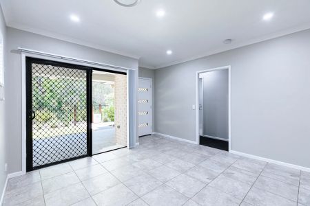 3 William Bay Park Way, - Photo 4