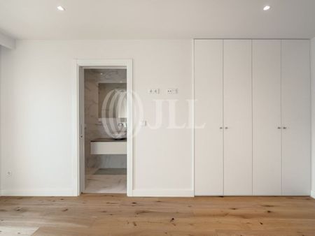 2 room luxury Apartment for rent in Bairro Dias Ferrao, Setúbal, Distrito de Setúbal - Photo 2