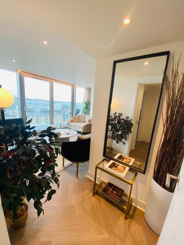 2 Bed Flat, Landmark West Tower, E14 - Photo 4