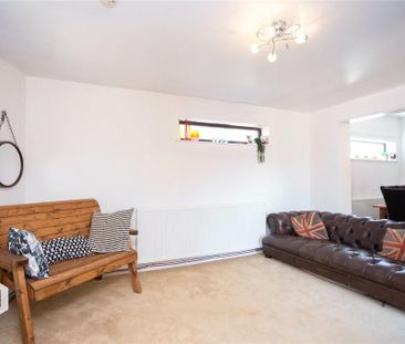 2 bedroom bungalow to rent - Photo 3