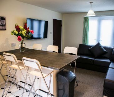 6 bedroom house to rent - Photo 3