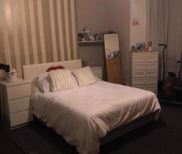 2 bedroom ground floor flat to rent - Photo 4