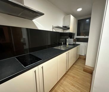 Queens Road Flat 2 - Photo 3