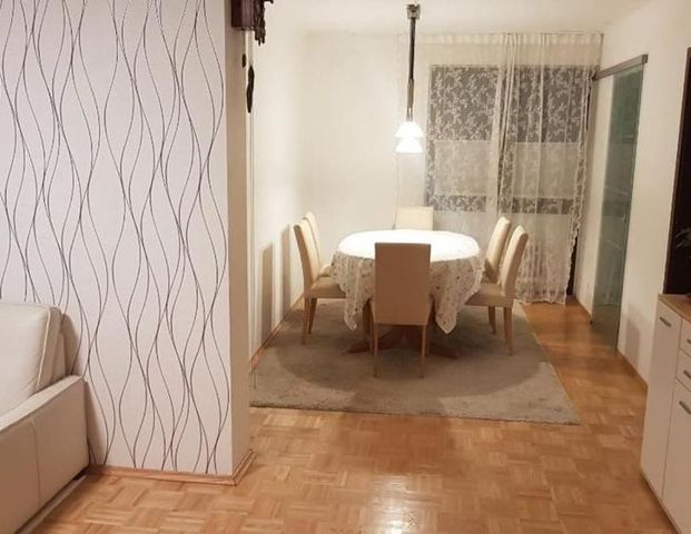 Möbliert 4,5-Zimmer Wohnung in Maichingen, Sindelfingen - Photo 1