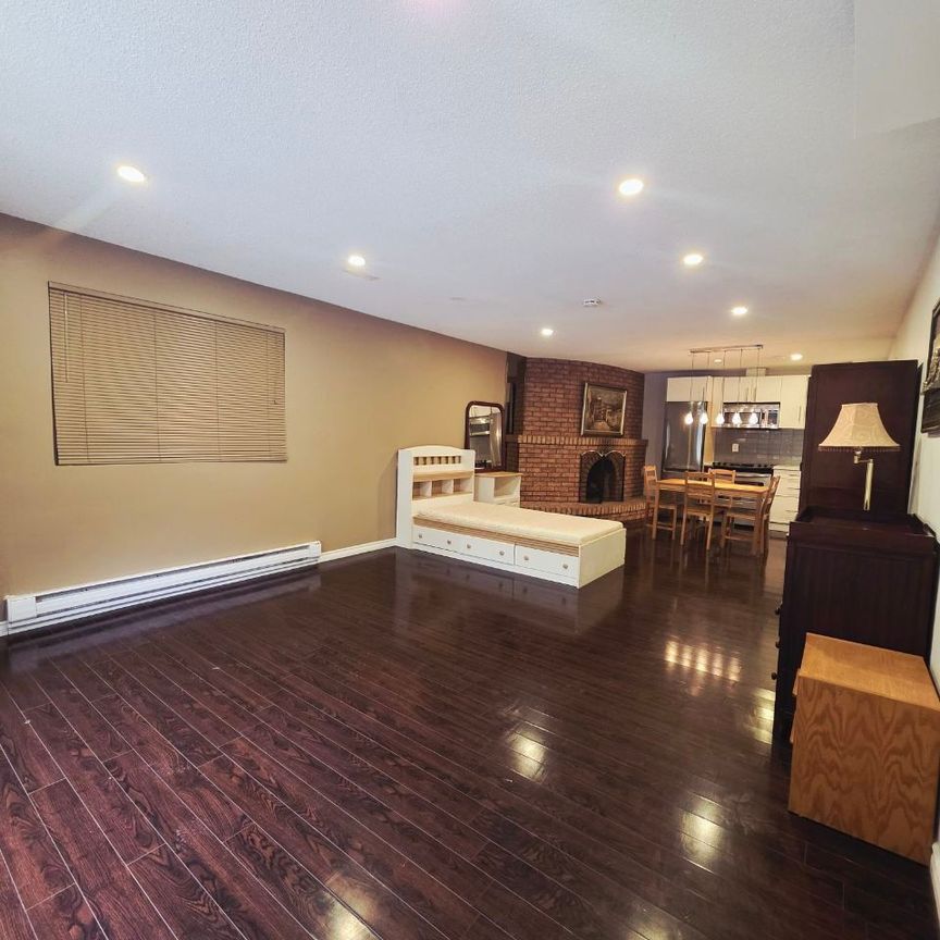 For Lease - 5 Black Willow Court Unit# unit#1, Richmond Hill, Ontario - Photo 1