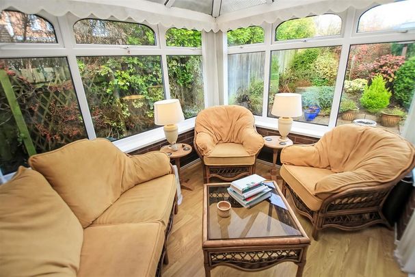 2 bedroom detached bungalow to rent - Photo 1