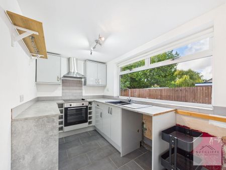 2 bedroom semi-detached house to rent - Photo 3