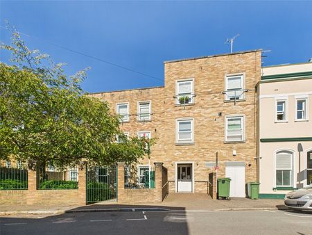 Queens Road, Twickenham, Twickenham, Middlesex, TW1 - Photo 5