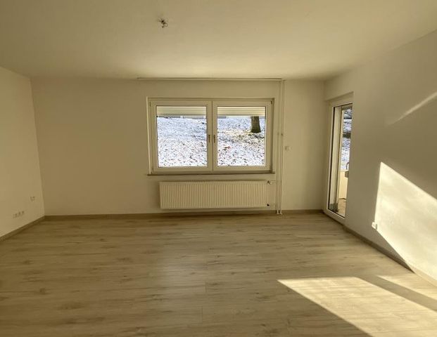 Bezugsfertige 3-Zimmer-Familienwohnung in Herscheid: Dein neues Zuhause - Photo 1