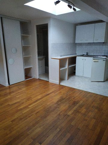 Location Appartement 1 pièce 22m² POITIERS 86000 - Photo 2