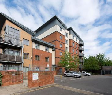 1 bedroom flat to rent - Photo 6