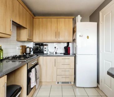 3 Bed Terraced House, Leonard Street, NG6 - Photo 1